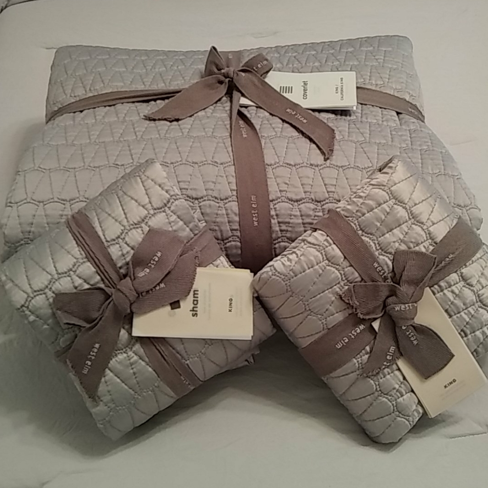 West Elm Coverlette and 2 Shams